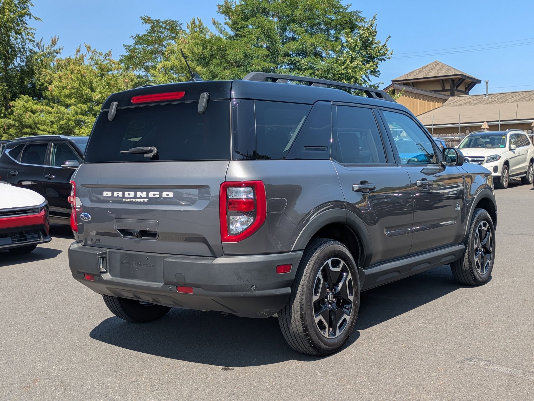2022 Ford Bronco Sport Outer Banks photo 4