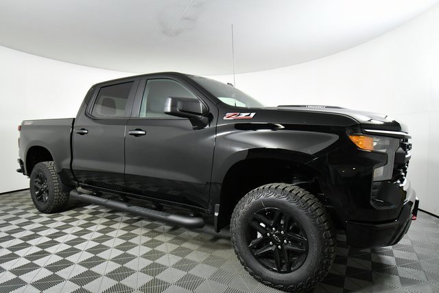 2026 Chevrolet Silverado 1500 Custom Trail Boss photo 3