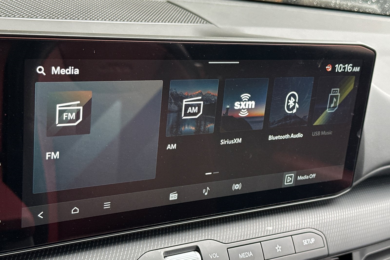 2025 Kia K4 GT-Line photo 11