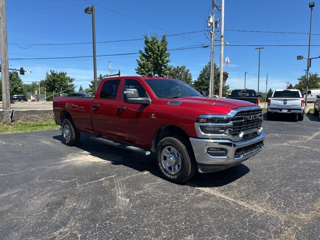 2025 Ram 3500 Tradesman photo 2