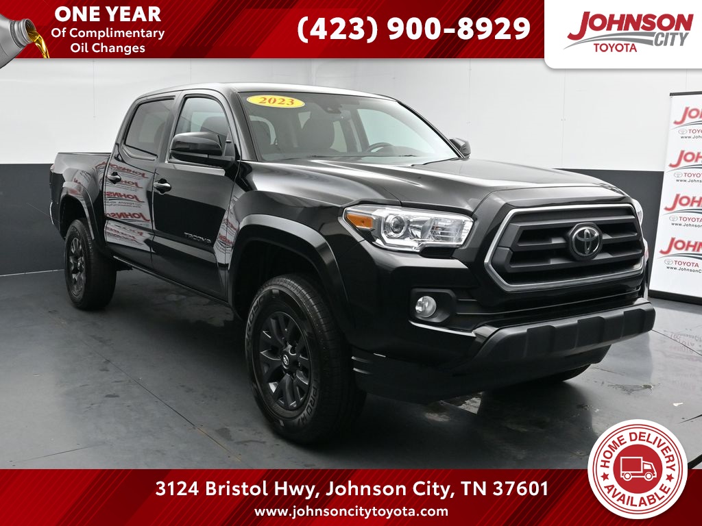 2023 Toyota Tacoma SR5's photo