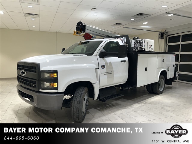 2023 Chevrolet Silverado 4500 Medium Duty Chassis Cab Work Truck's photo