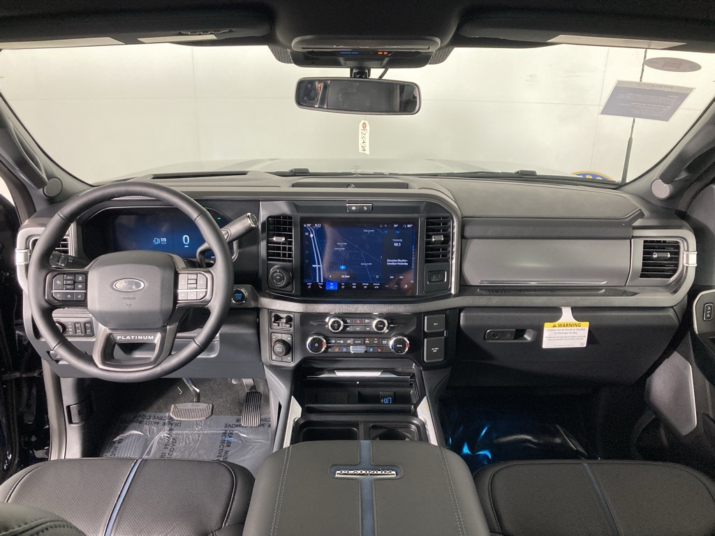 2025 Ford F-350 photo 3