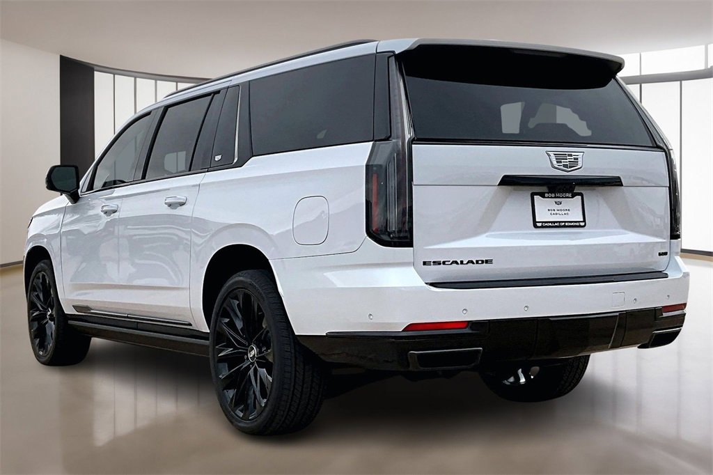 2026 Cadillac Escalade ESV Platinum Sport photo 3