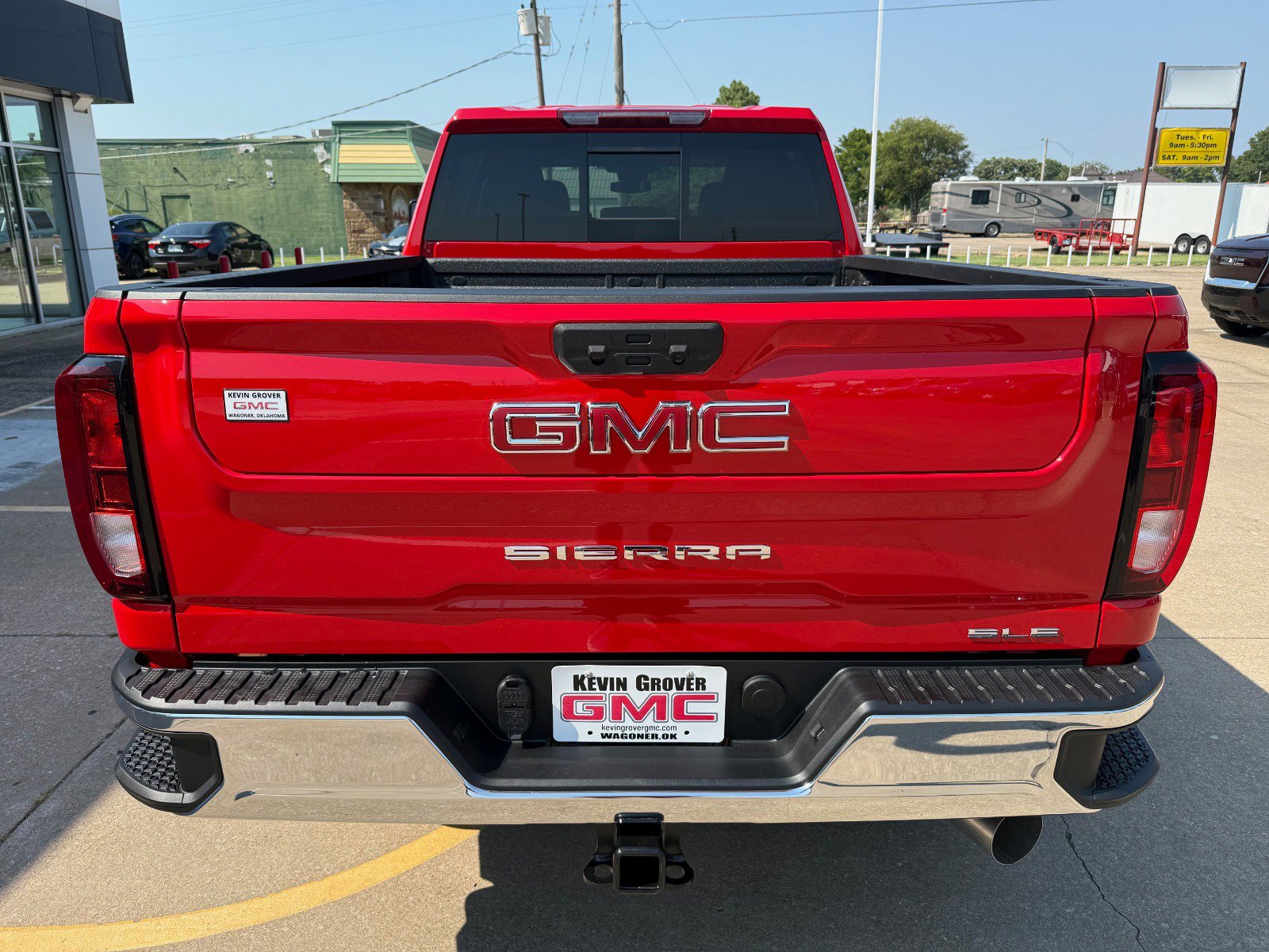 2025 Gmc Sierra 2500 HD SLE photo 4