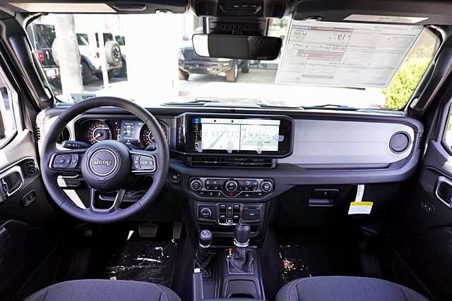 New 2025 Granite Crystal Metallic Clear-Coat Exterior Paint Jeep Sport S image 22