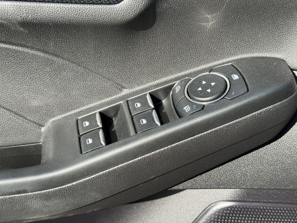 2023 Ford Escape ST-Line Select photo 21