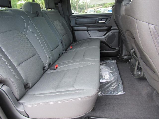 2025 Ram 1500 Tradesman photo 26