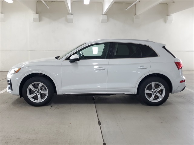 2021 Audi Q5 45 Premium photo 7