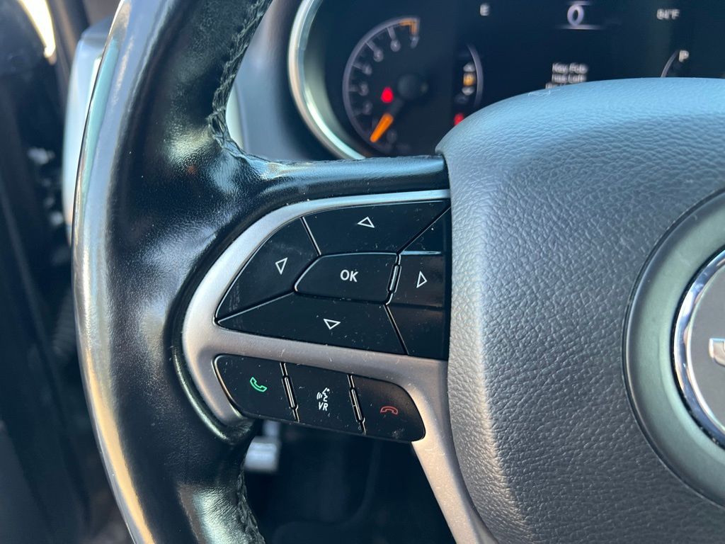 2020 Jeep Grand Cherokee Laredo E photo 36