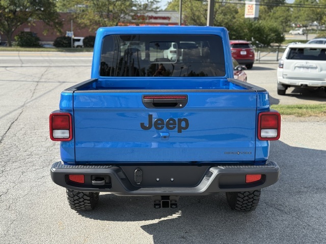 2025 Jeep Gladiator Sport photo 5