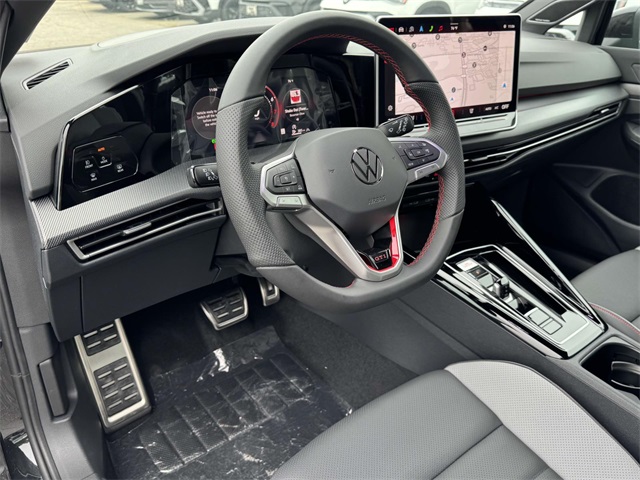 2025 Volkswagen Golf GTI Autobahn photo 2