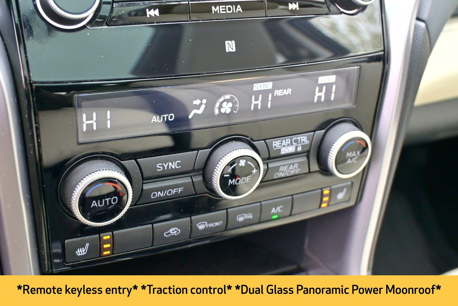 2022 Subaru Ascent Limited photo 4