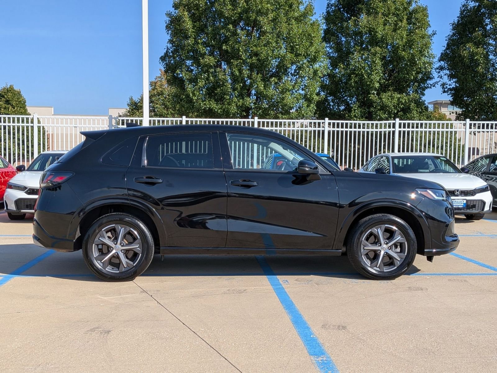 2023 Honda HR-V EX-L photo 5