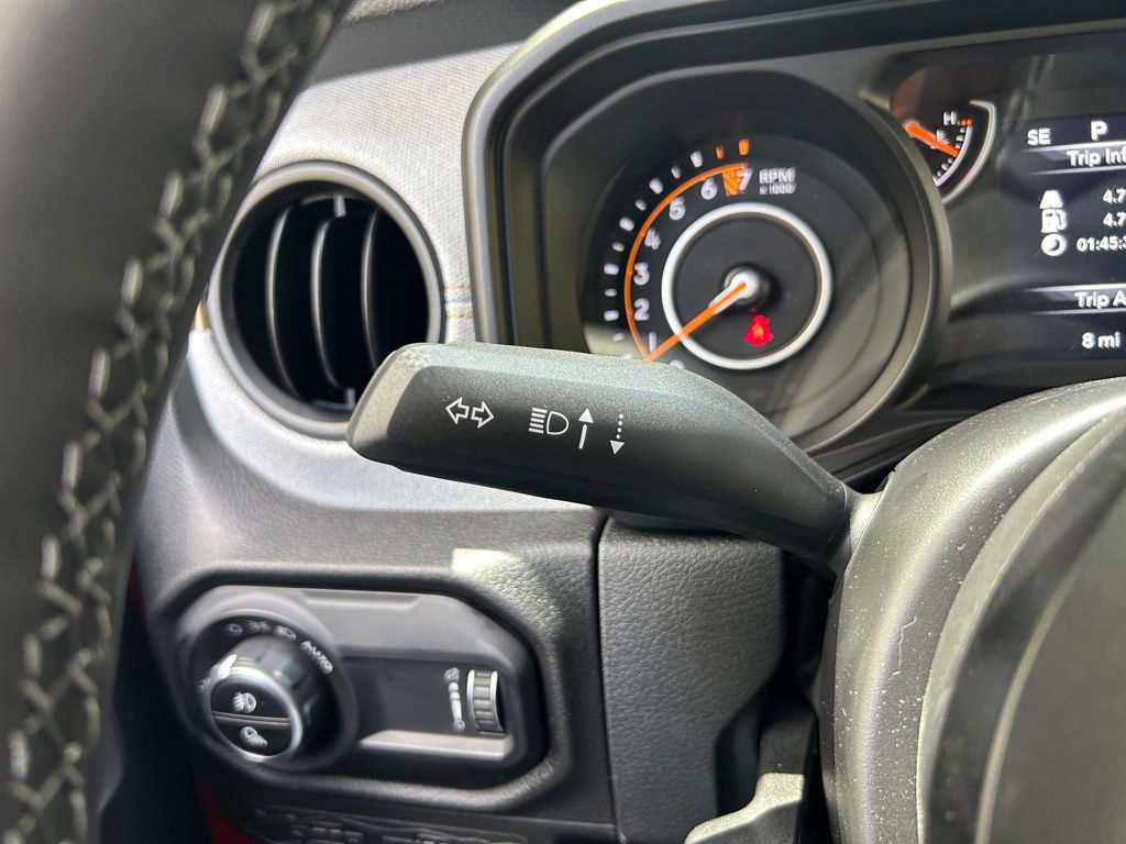 2025 Jeep Gladiator Sport S photo 36