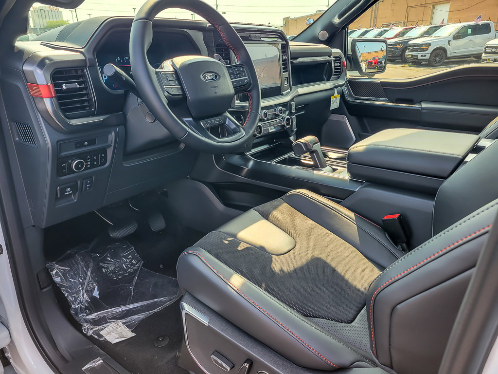 2025 FORD F-150 - Image 9