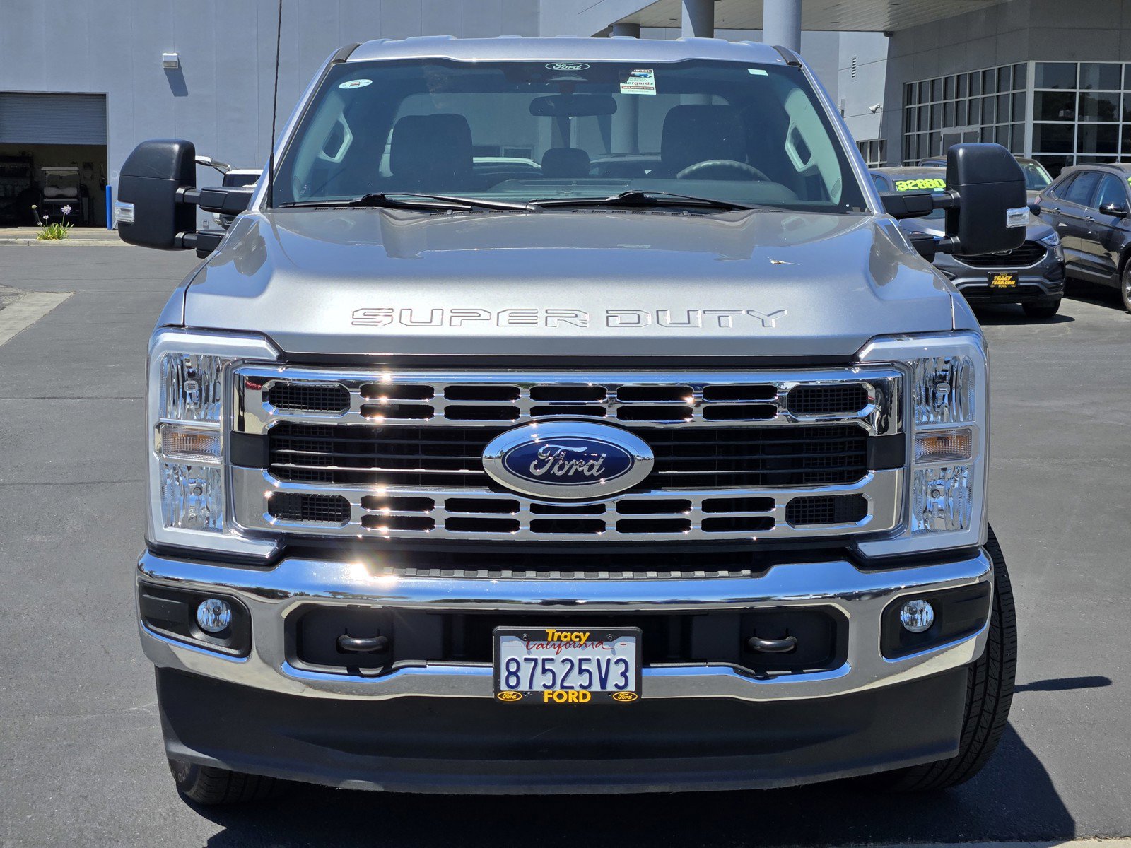 2024 Ford F-250 XLT photo 2