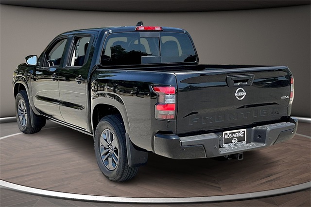 2025 Nissan Frontier SV photo 3