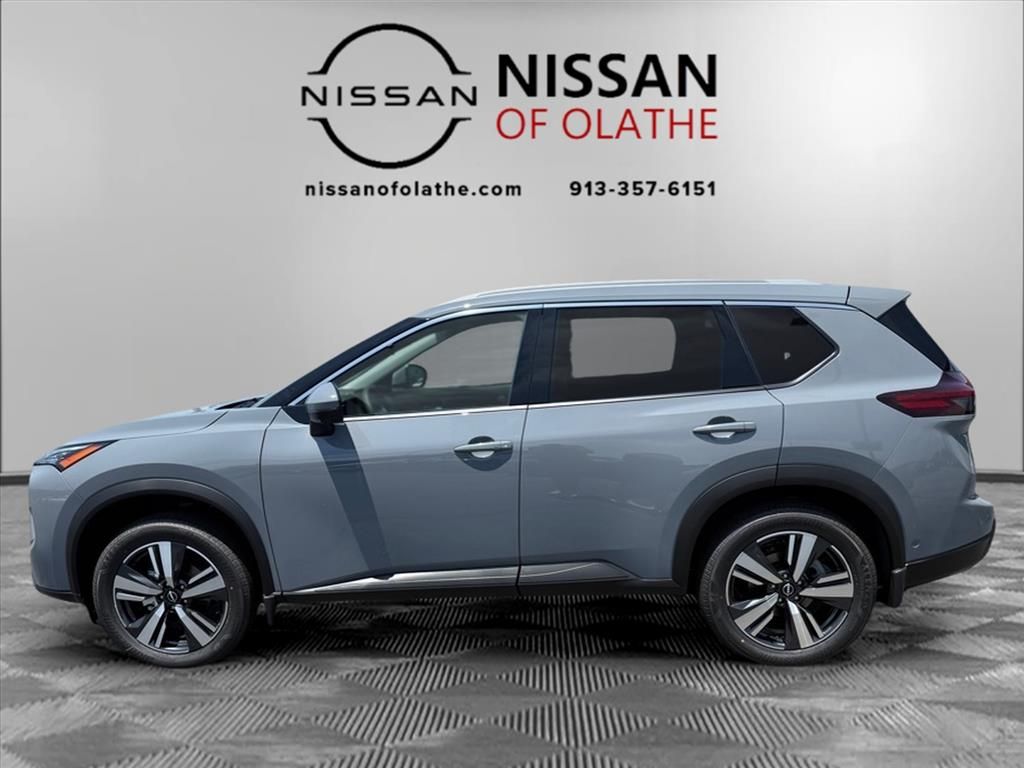 2025 Nissan Rogue SL photo 12