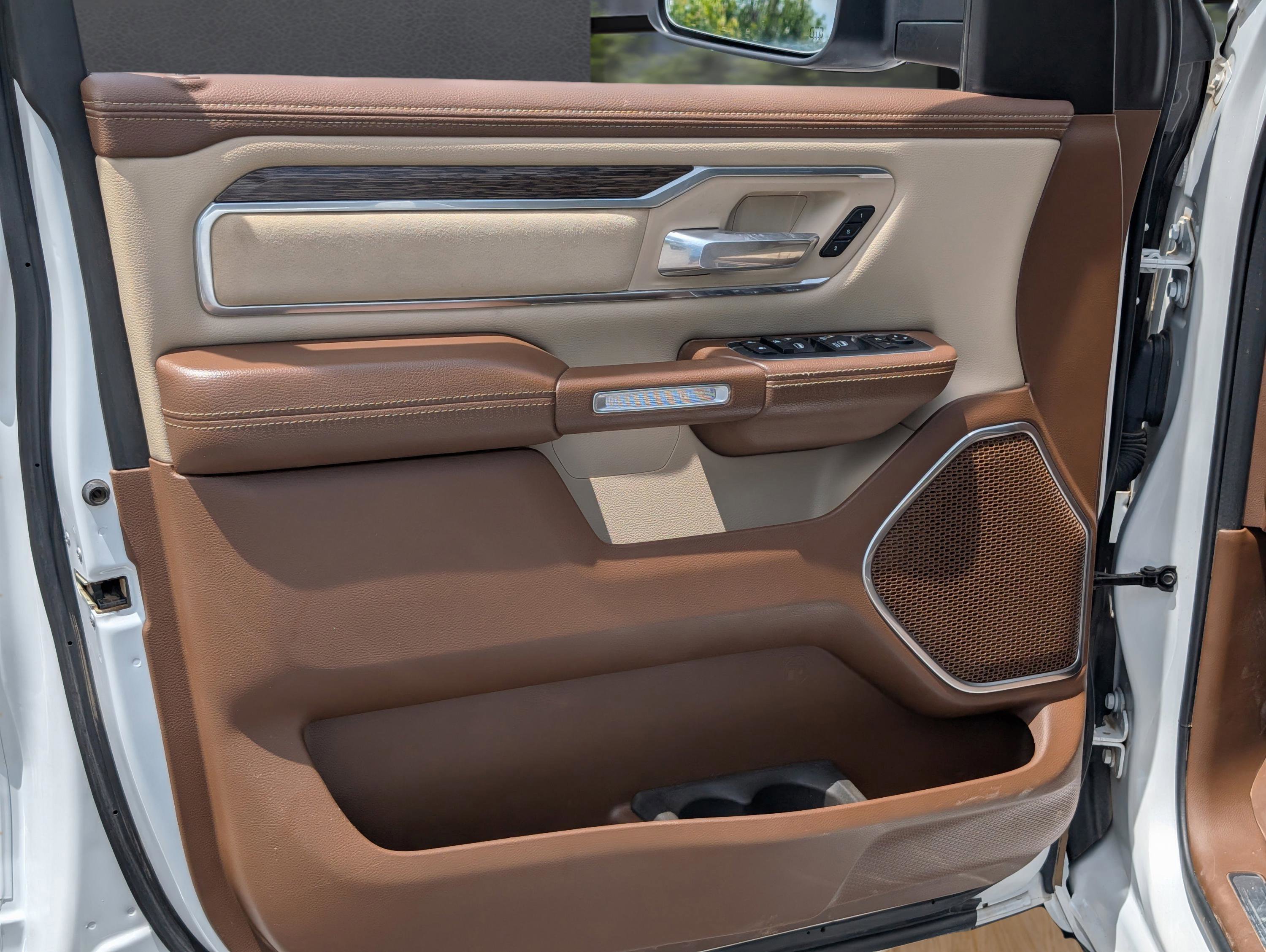 2020 Ram 1500 Laramie photo 22