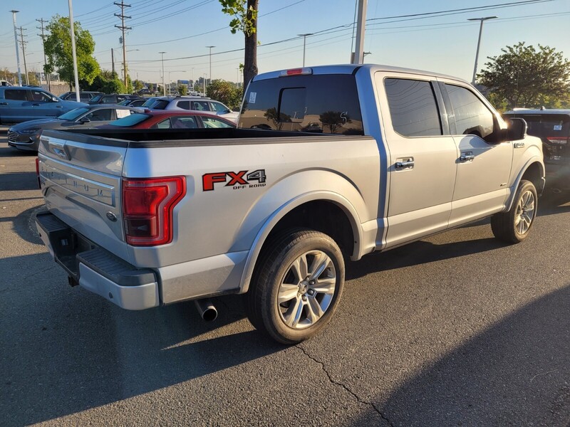 2016 Ford F-150 Platinum photo 3