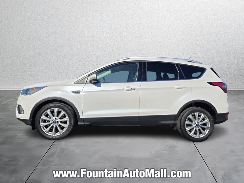 2017 Ford Escape Titanium photo 3