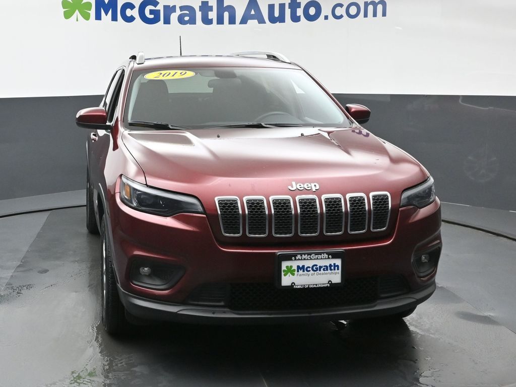 2019 Jeep Cherokee Latitude photo 3