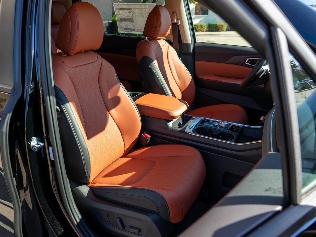 2026 Kia Carnival EX photo 4