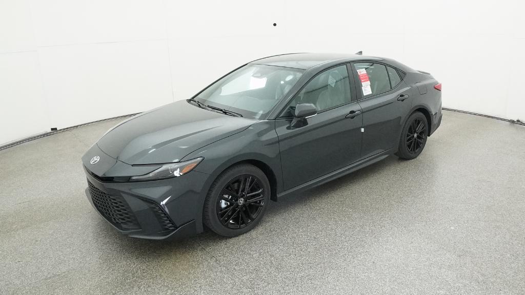 2026 Toyota Camry SE's photo