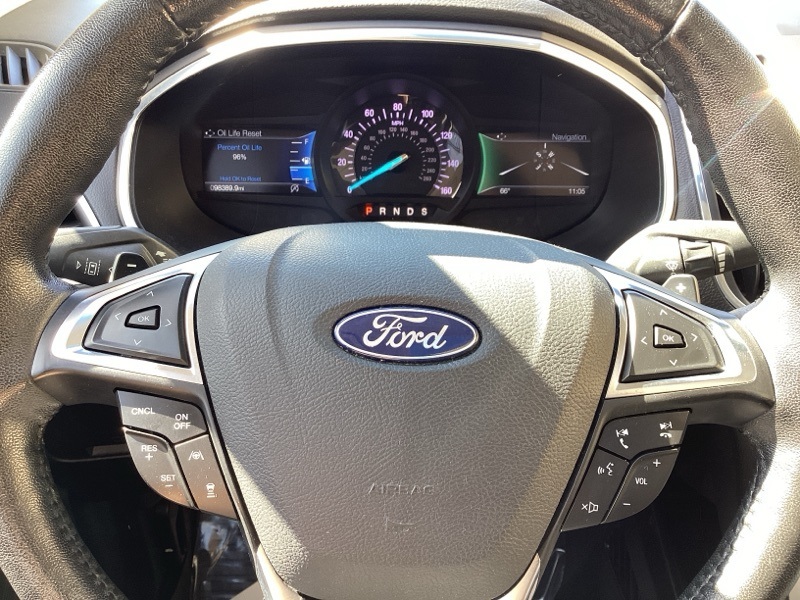 2019 Ford Edge Titanium photo 30