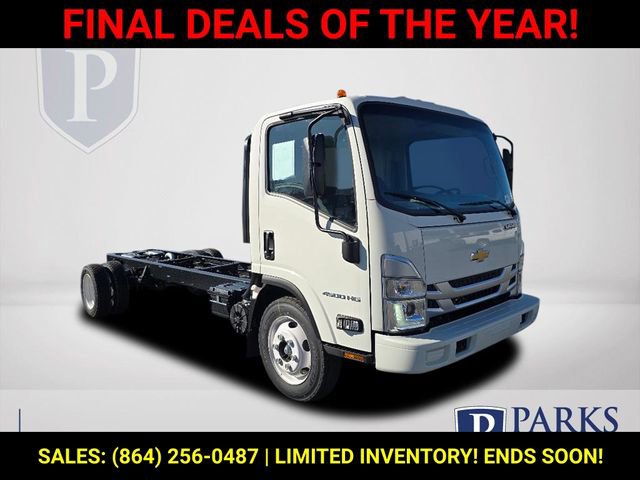 2025 Chevrolet Low Cab Forward Base's photo