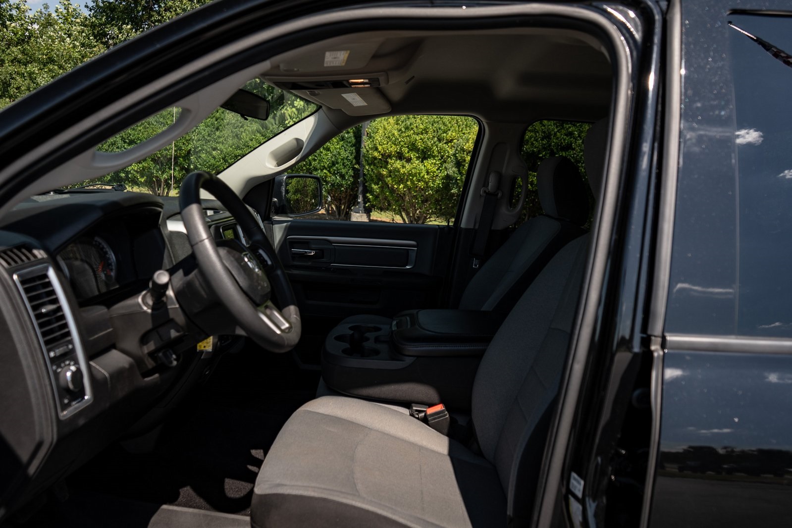 2024 Ram 1500 Classic SLT photo 12