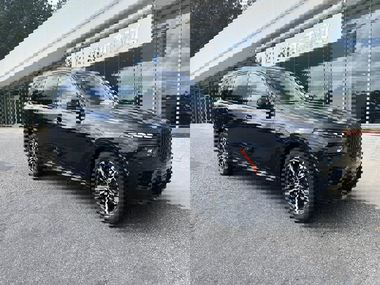 2023 Bmw X7 M60i photo 2