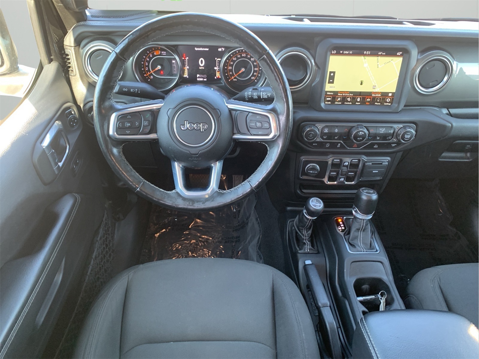 2021 Jeep Wrangler Unlimited Sahara photo 24