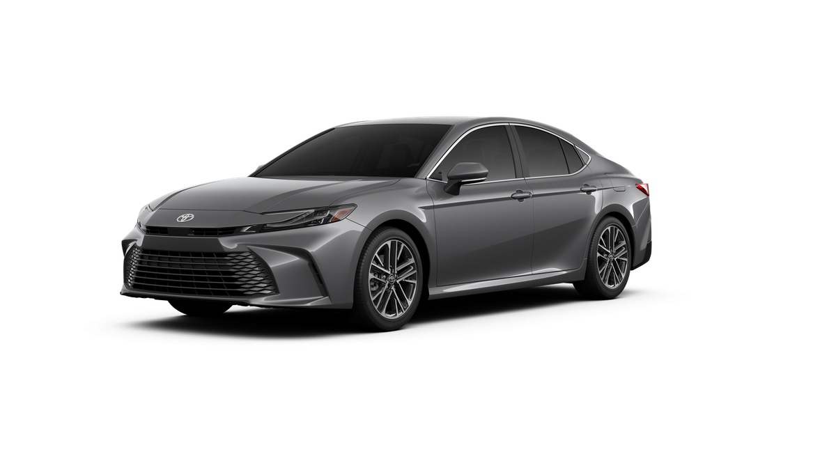2026 Toyota Camry XLE's photo