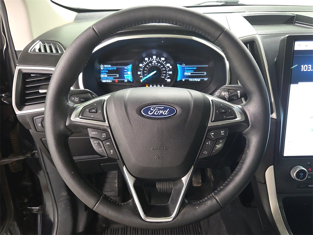 2021 Ford Edge SEL photo 15