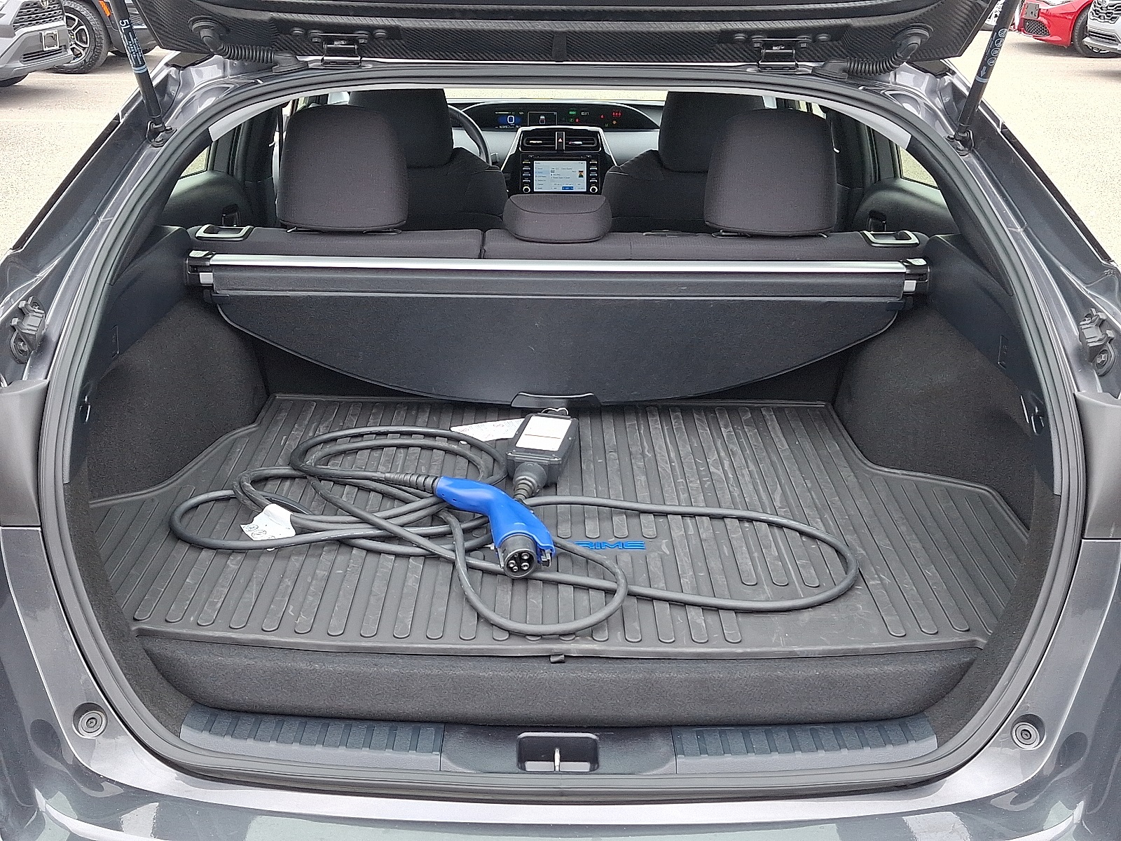 2022 Toyota Prius Prime LE photo 25