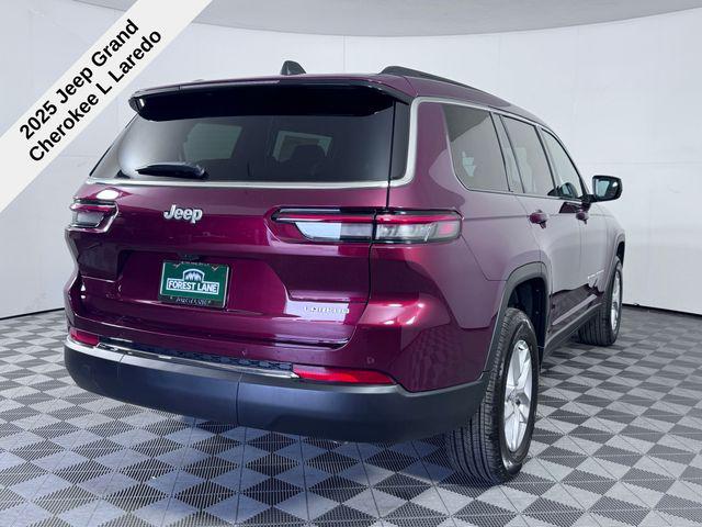 2025 Jeep Grand Cherokee Laredo X photo 6