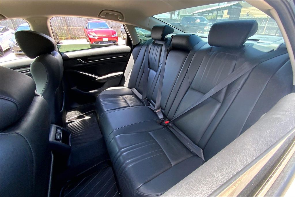 2021 Honda Accord Sport SE photo 19