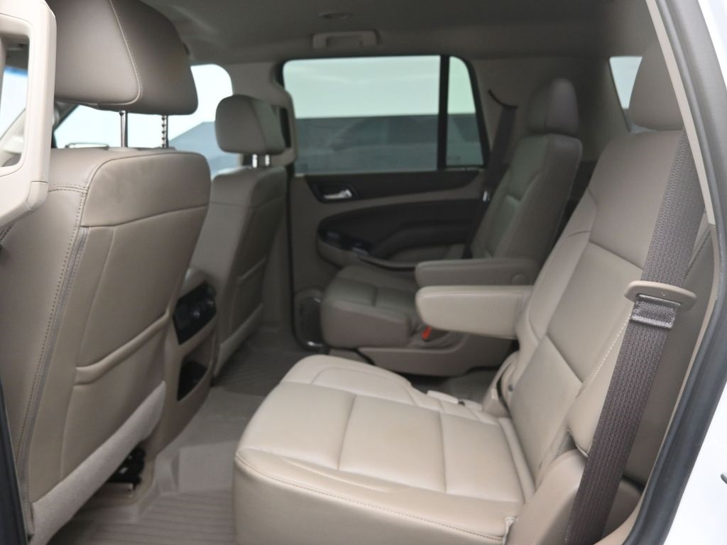 2019 Chevrolet Tahoe LT photo 6