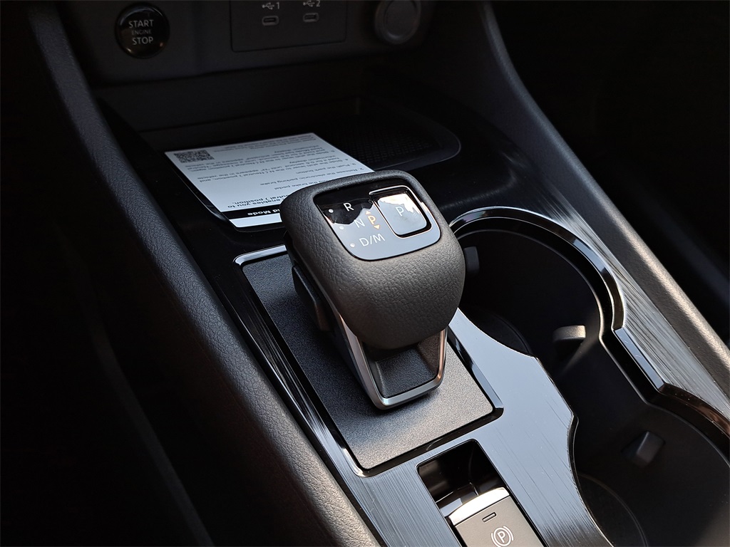 2026 Nissan Rogue SV photo 30
