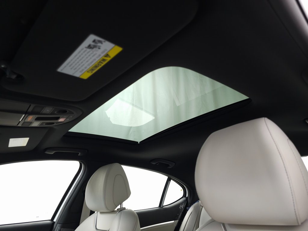 2026 Genesis G70 3.3T Sport Prestige photo 12