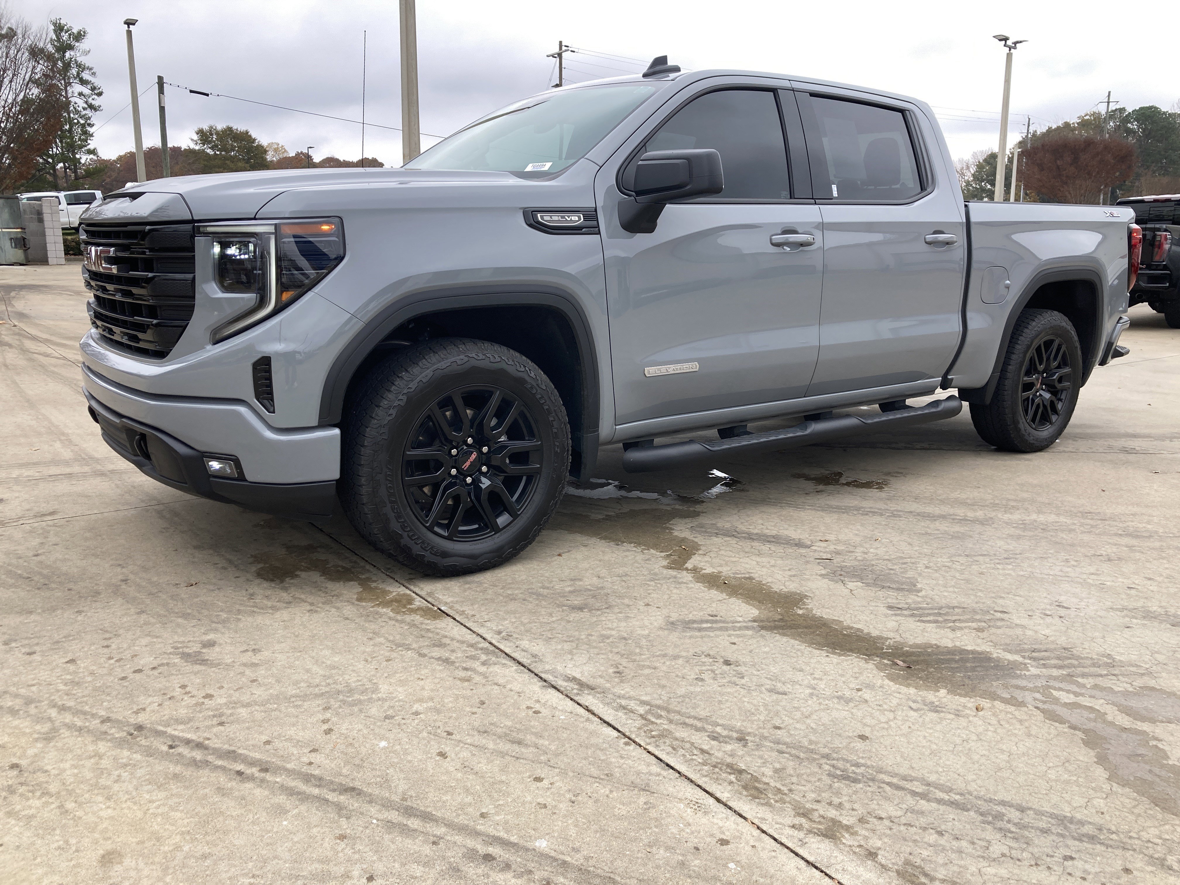 2024 GMC Sierra 1500 Elevation