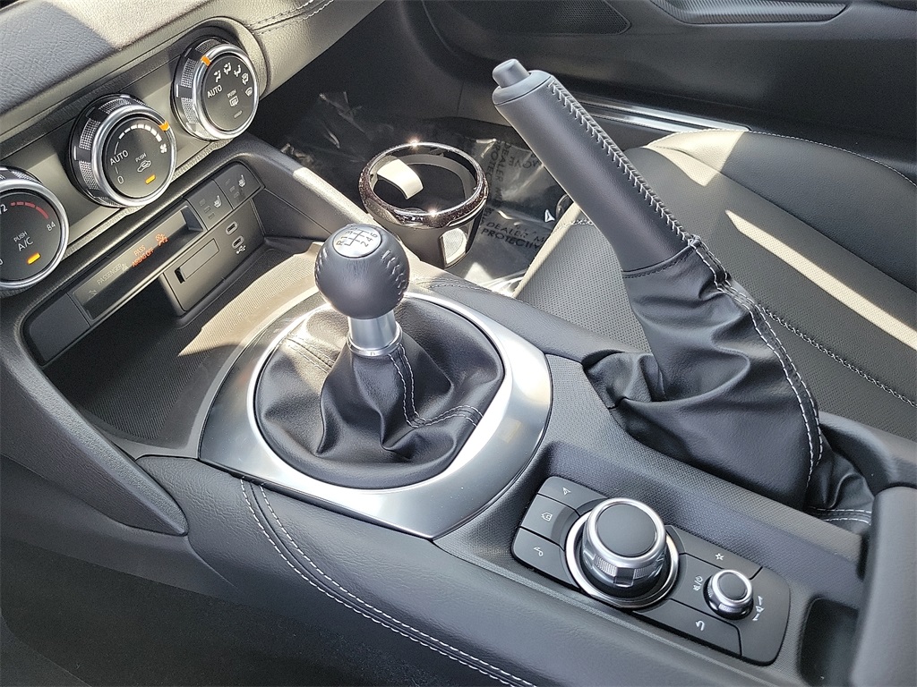 2025 Mazda MX-5 Miata Miata Grand Touring photo 13