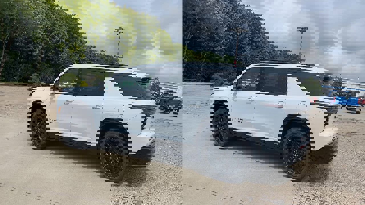 2026 Chevrolet Traverse RS photo 5