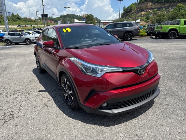2019 Toyota C-HR Limited photo 2