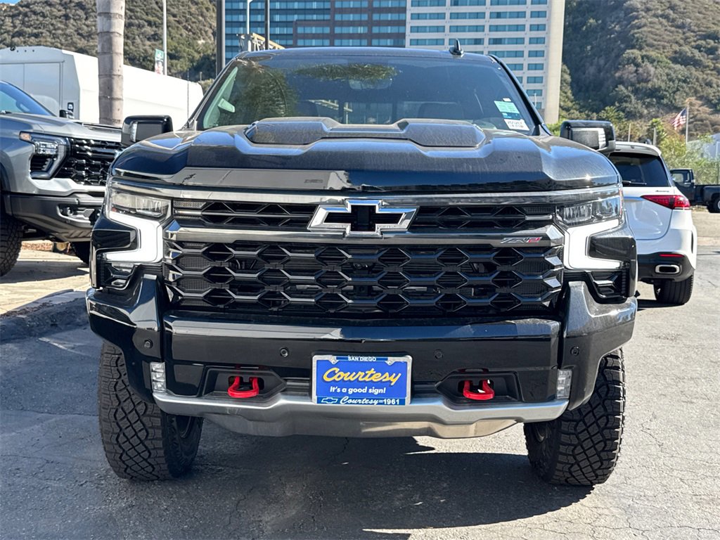 2026 Chevrolet Silverado 1500 ZR2 photo 4