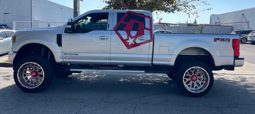 2019 Ford F-250 Lariat photo 3