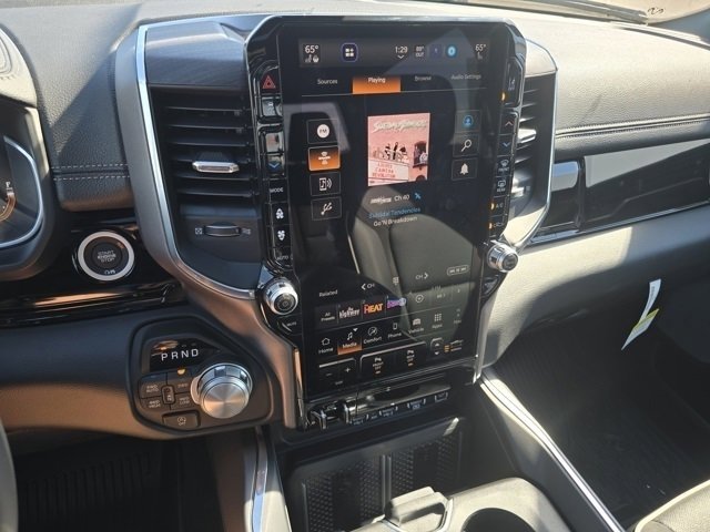 2026 Ram 1500 Laramie photo 32