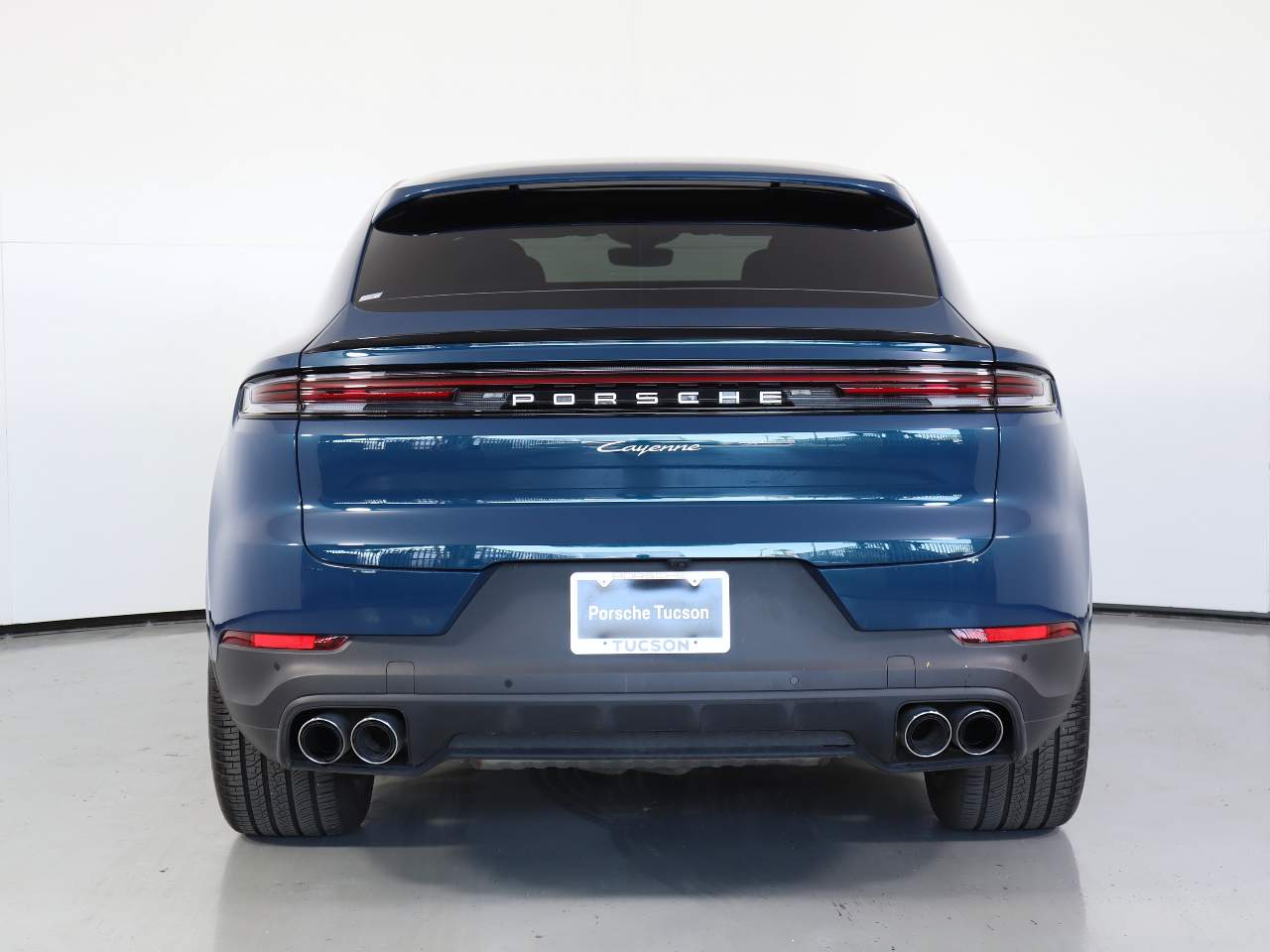 2024 Porsche Cayenne Coupe photo 6